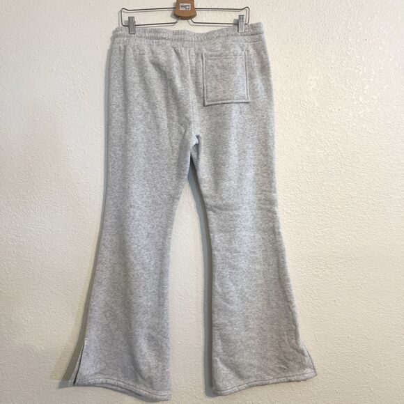 Elegant Gray Flare Pants - Picture 2 of 10